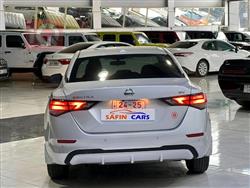 نیسان سێنترا